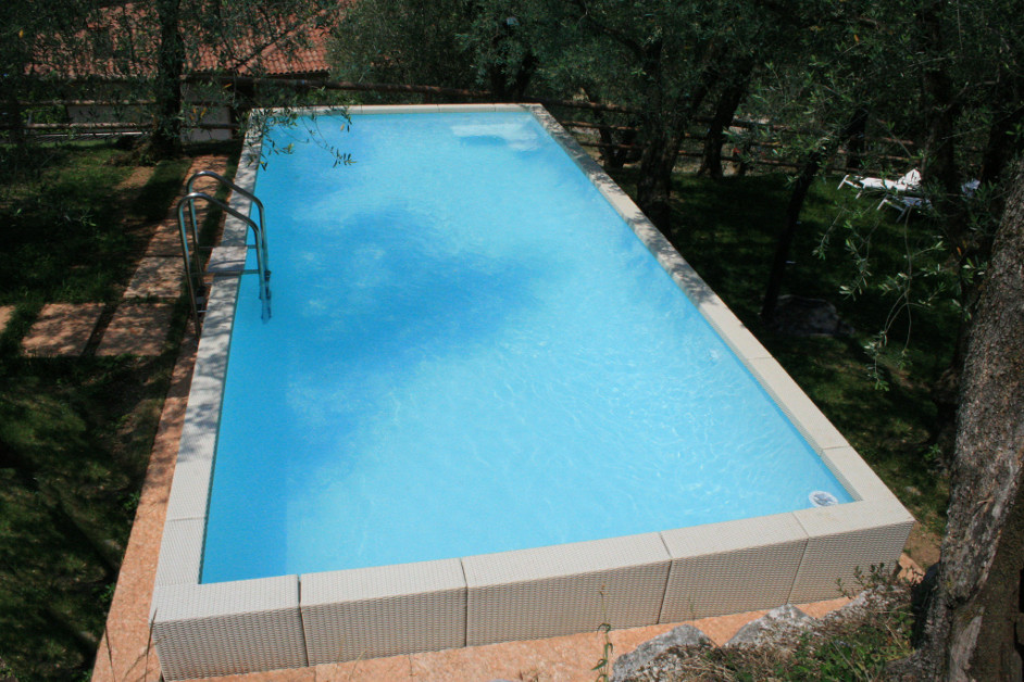 Rattan Pool Mallorca