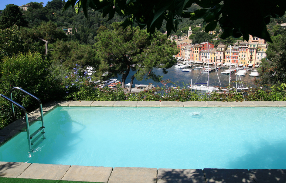Pool Hang Mallorca